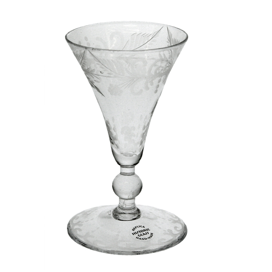 Litet glas med gravyr, Henrikstorp