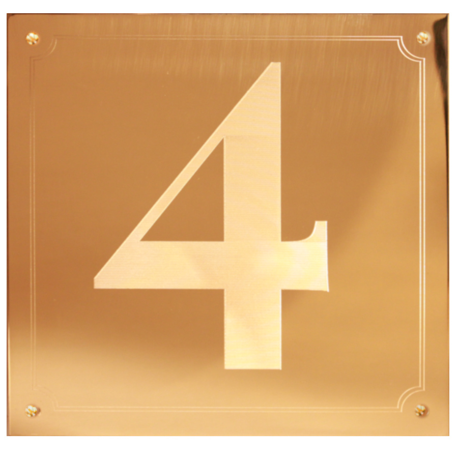 (bild för) Husskylt i mässing med siffran 4 (18 x 18 centimeter)